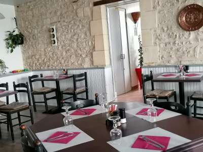 © salle des petits déjeuners de l'hotel Salle des petits déjeuners Salle du restaurant de l'Union Restaurant l'Union à Mirambeau Restautant l'Union à Mirambeau Salle du restaurant Hôtel Restaurant de l'Union à Mirambeau couverts dressés au restaurant de l'union salle de restaurant salle de restaurant Hôtel Restaurant de l'Union à Mirambeau Hôtel Restaurant de l'Union à Mirambeau Hôtel Restaurant de l'Union à Mirambeau Hôtel Restaurant de l'Union à Mirambeau