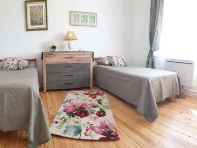 © chambre amande 2 lits de 90 Maison Kennebiz_Jonzac