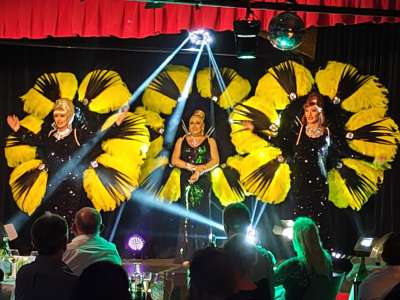 © photo Cabaret Folie Paradis_Sainte-Lheurine