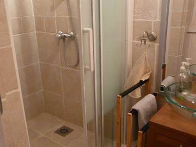 © SALLE D'EAU/TOILETTES