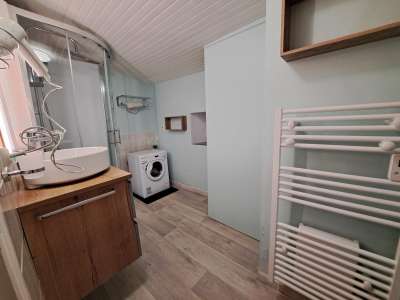 © Salle d'eau.